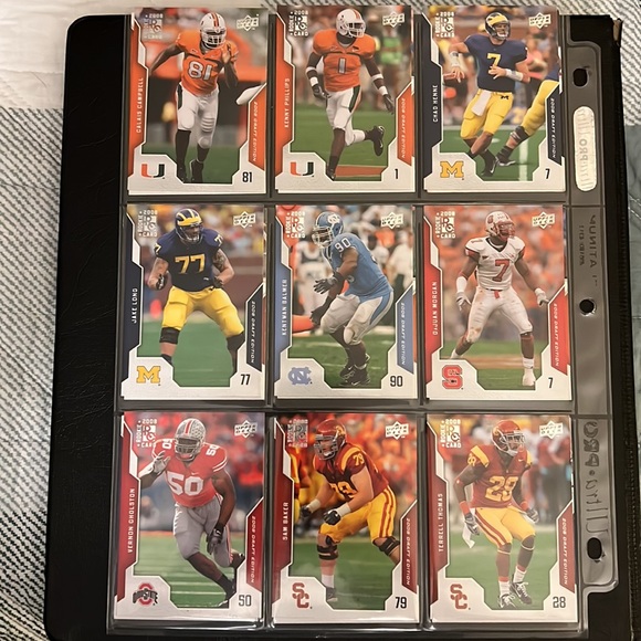 2008 NFL Card Lot - Picture 10 of 11